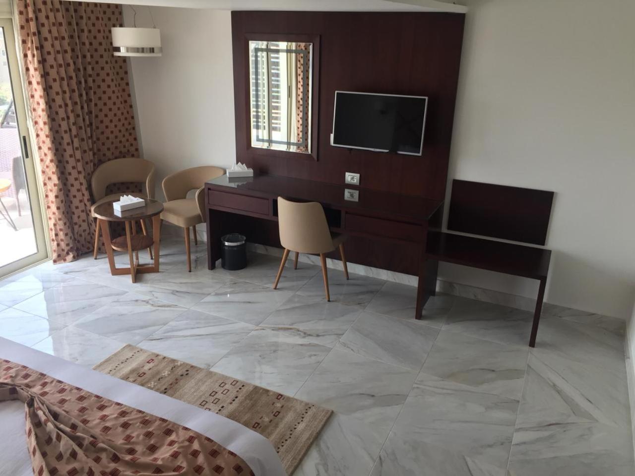 Royal Maadi Hotel 카이로 외부 사진